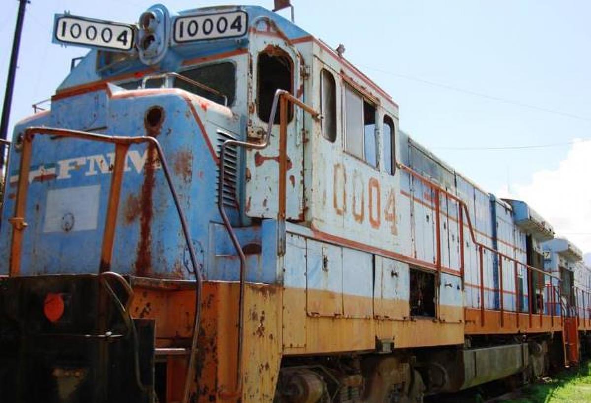Ferrocarril en Iguala Guerrero Travel MexicoXP Luxury Travel and